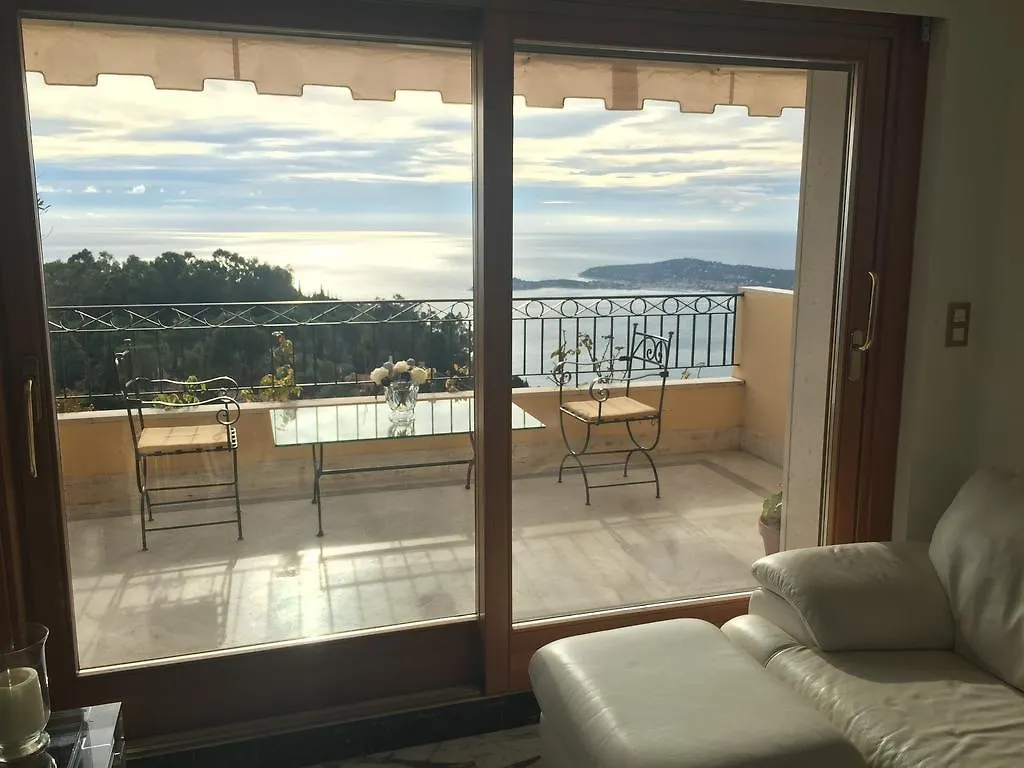 Sunny Panoramic Balcony Apartment Eze